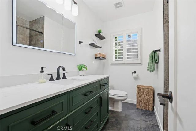 7042 Morse Avenue, North Hollywood, CA 91605