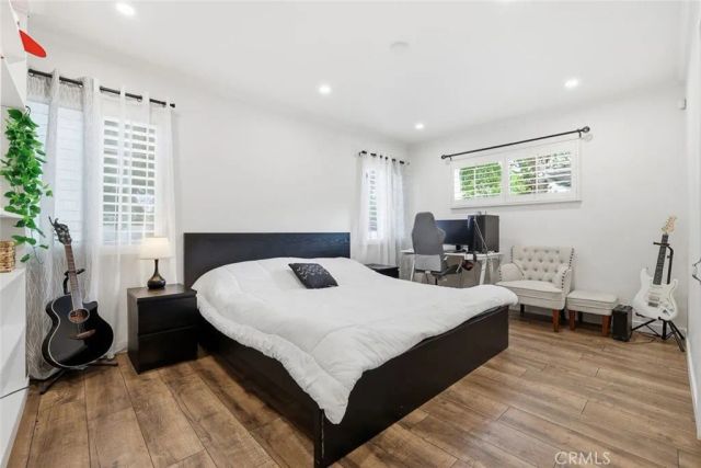 7042 Morse Avenue, North Hollywood, CA 91605