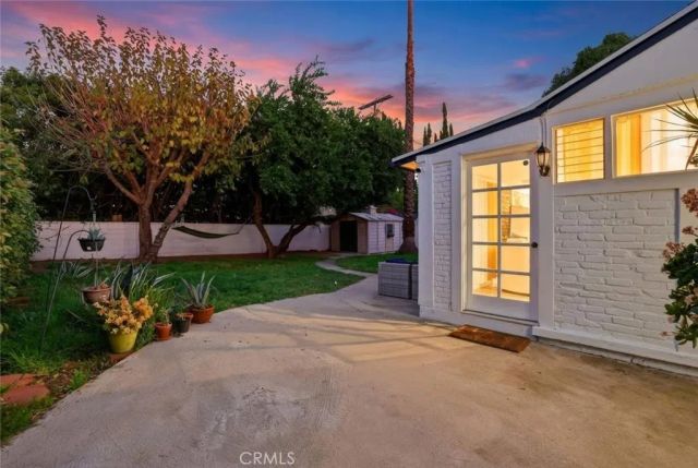 7042 Morse Avenue, North Hollywood, CA 91605