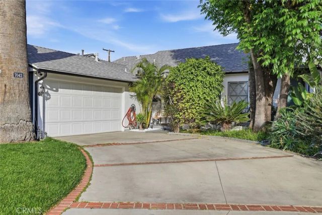 7042 Morse Avenue, North Hollywood, CA 91605
