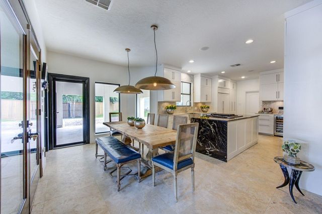 1602 Keenen Ct, Houston, TX 77077