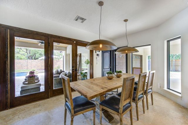 1602 Keenen Ct, Houston, TX 77077