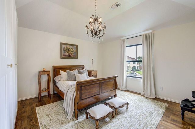 1602 Keenen Ct, Houston, TX 77077