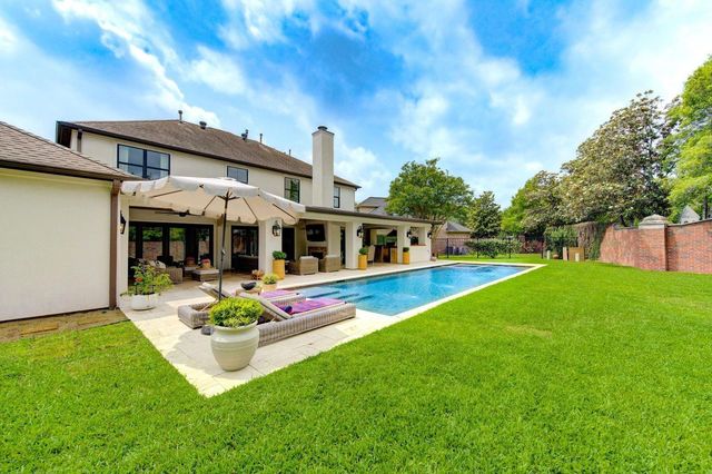 1602 Keenen Ct, Houston, TX 77077