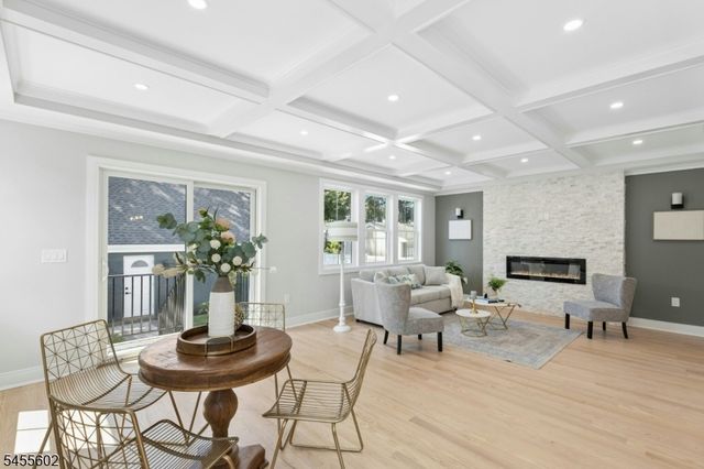 28 Pershing Ave, Cranford Twp., NJ 07016