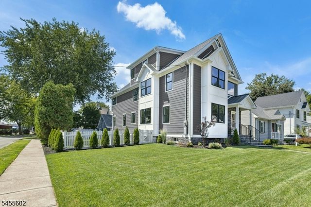 28 Pershing Ave, Cranford Twp., NJ 07016