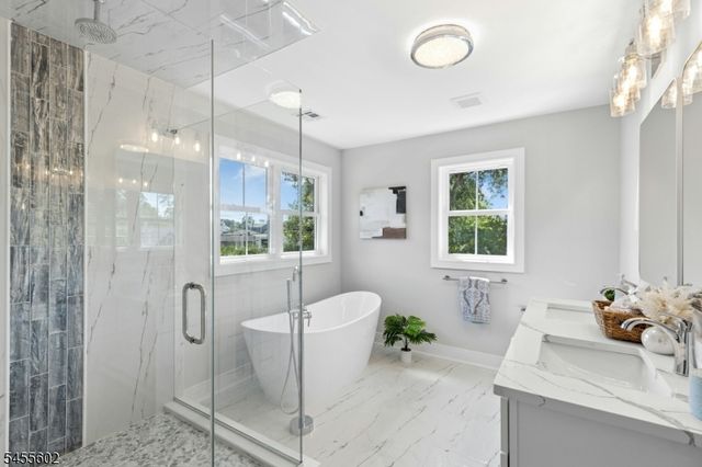 28 Pershing Ave, Cranford Twp., NJ 07016