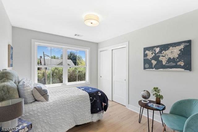28 Pershing Ave, Cranford Twp., NJ 07016