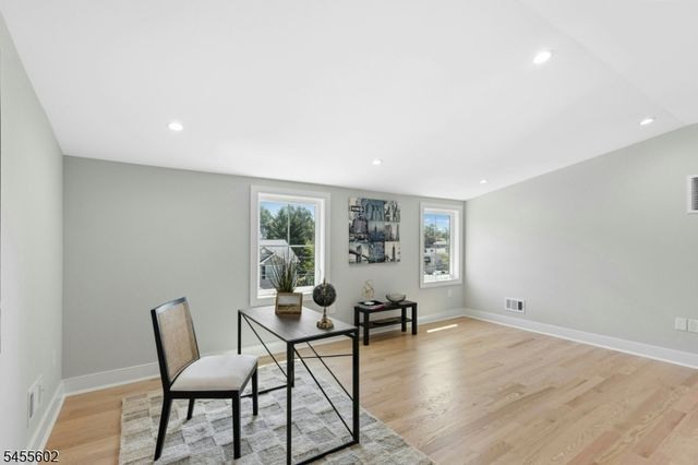 28 Pershing Ave, Cranford Twp., NJ 07016