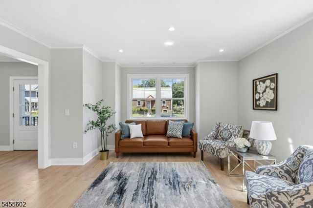 28 Pershing Ave, Cranford Twp., NJ 07016
