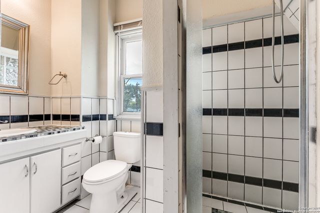 807 Lullwood, San Antonio, TX 78212