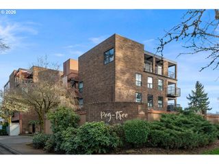 100 LEONARD St 3-2, Lake Oswego, OR 97034