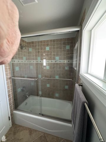 1337 Wacon Drive, Troy, MI 48083