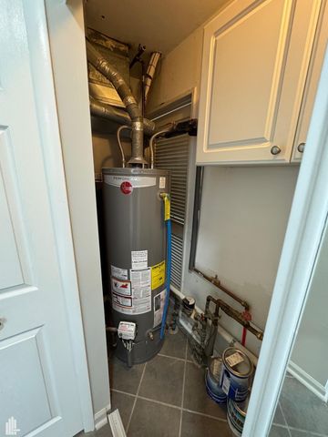 1337 Wacon Drive, Troy, MI 48083