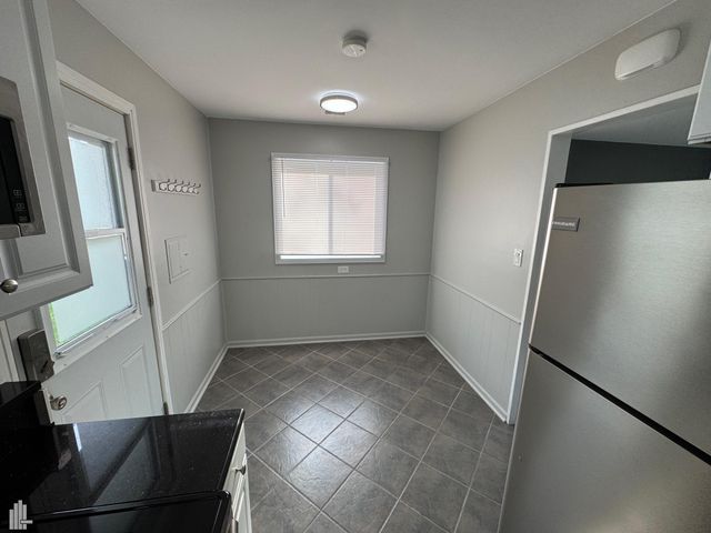 1337 Wacon Drive, Troy, MI 48083