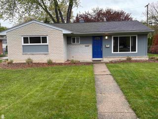 1337 Wacon Drive, Troy, MI 48083