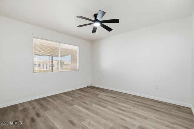 10528 W SARATOGA Circle, Sun City, AZ 85351