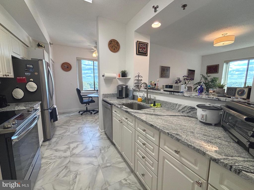 3005 S LEISURE WORLD BLVD #821, Silver Spring, MD 20906
