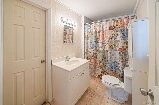 36 Rosalie Place, Patchogue, NY 11772