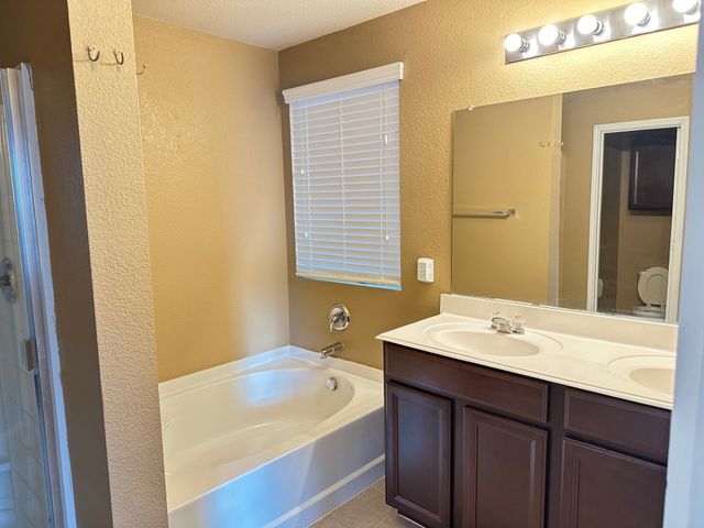 590 Arthur Drive, Lavon, TX 75166