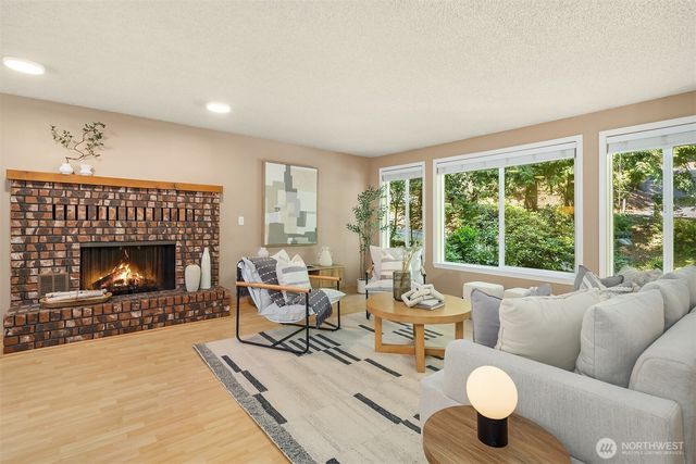 14658 204th Avenue SE, Renton, WA 98059