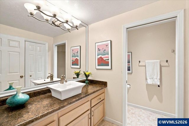 1902 Spicetree Ln SE, Salem, OR 97306