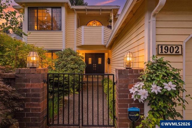 1902 Spicetree Ln SE, Salem, OR 97306