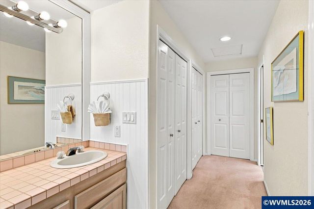 1902 Spicetree Ln SE, Salem, OR 97306