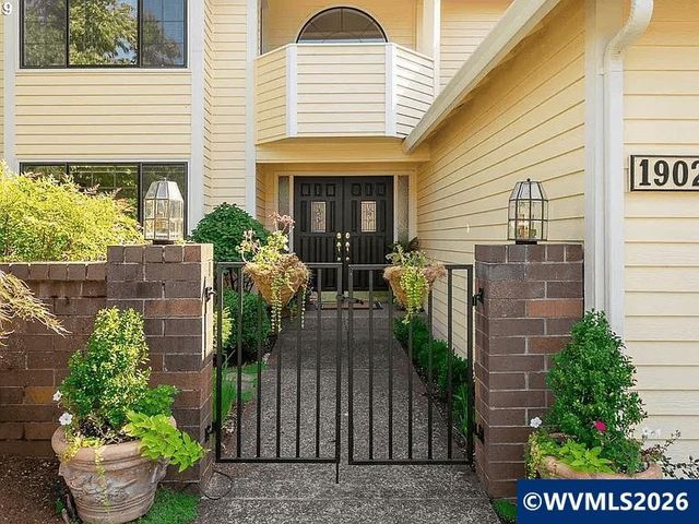 1902 Spicetree Ln SE, Salem, OR 97306