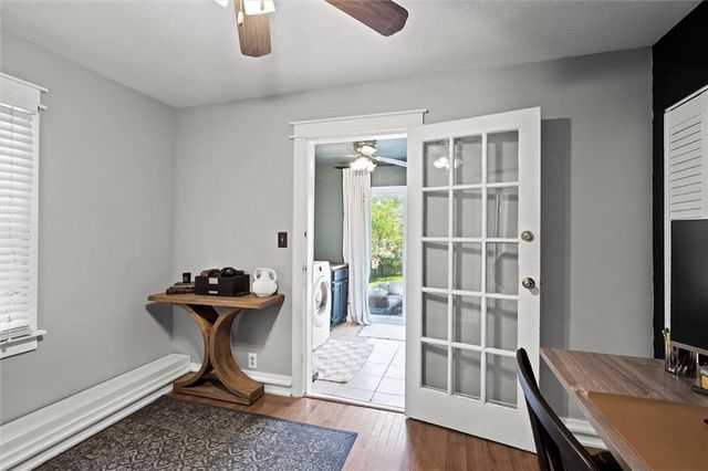 8242 Belleview Avenue, Kansas City, MO 64114