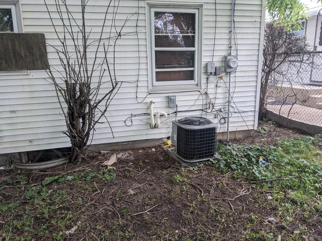 4362 N 16th STREET, Milwaukee, WI 53209