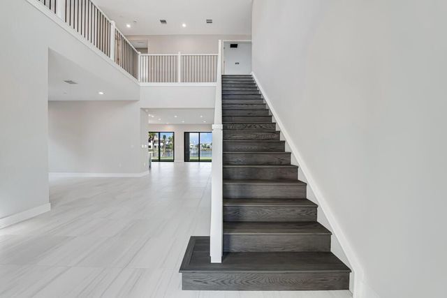 10028 Cloud View, Palm Beach Gardens, FL 33412