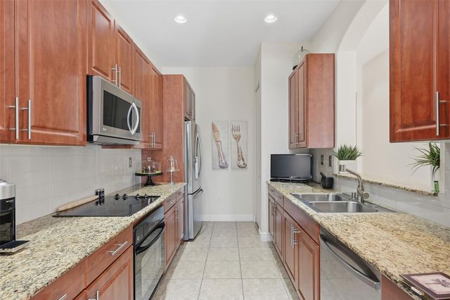 6982 Julia Gardens Drive, Coconut Creek, FL 33073