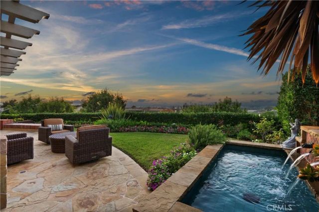 9 Rue Cannes, Newport Beach, CA 92660