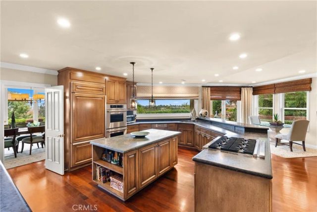 9 Rue Cannes, Newport Beach, CA 92660