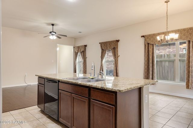 117 Gray Birch Loop, Youngsville, LA 70592