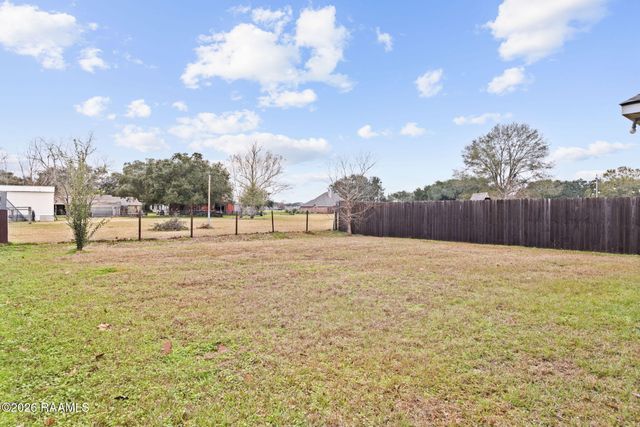 117 Gray Birch Loop, Youngsville, LA 70592