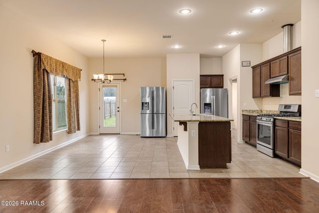 117 Gray Birch Loop, Youngsville, LA 70592