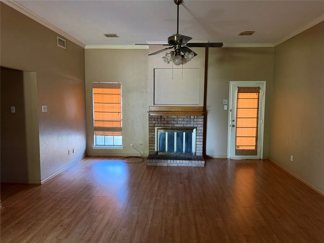 1129 Evergreen Circle, Desoto, TX 75115