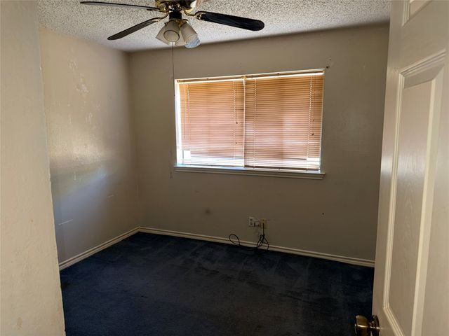 1129 Evergreen Circle, Desoto, TX 75115
