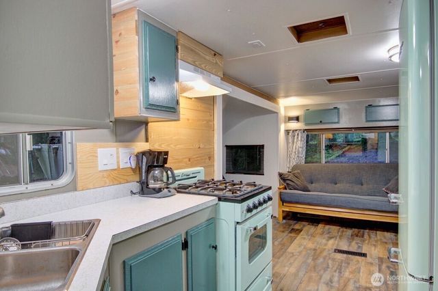 78 Goldrush Road, Deming, WA 98244