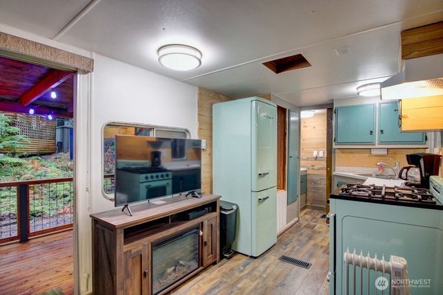 78 Goldrush Road, Deming, WA 98244