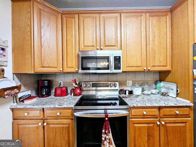 403 Holiday Road, Franklin, GA 30217