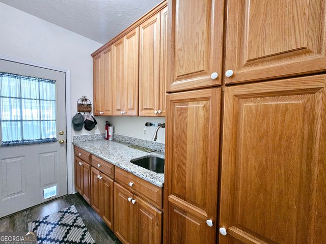 403 Holiday Road, Franklin, GA 30217