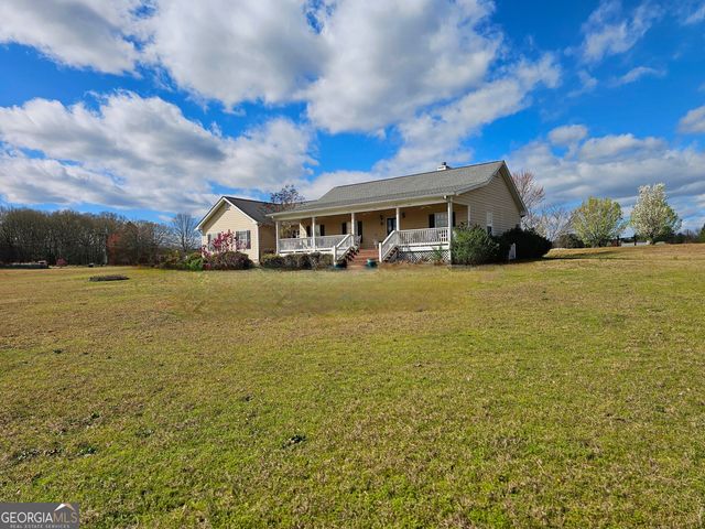 403 Holiday Road, Franklin, GA 30217