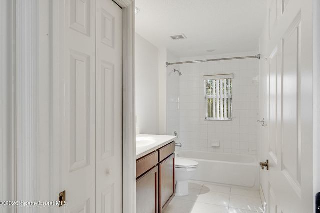 624 Cedar Side Circle NE, Palm Bay, FL 32905