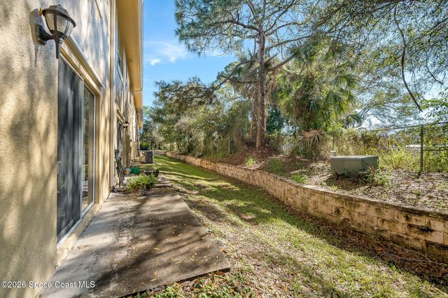 624 Cedar Side Circle NE, Palm Bay, FL 32905