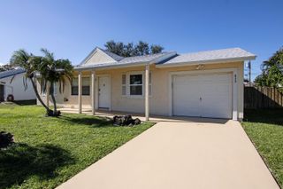 849 SW Amethist Terrace, Port St. Lucie, FL 34953