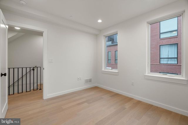 966 N 6TH ST, Philadelphia, PA 19123