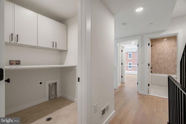 966 N 6TH ST, Philadelphia, PA 19123